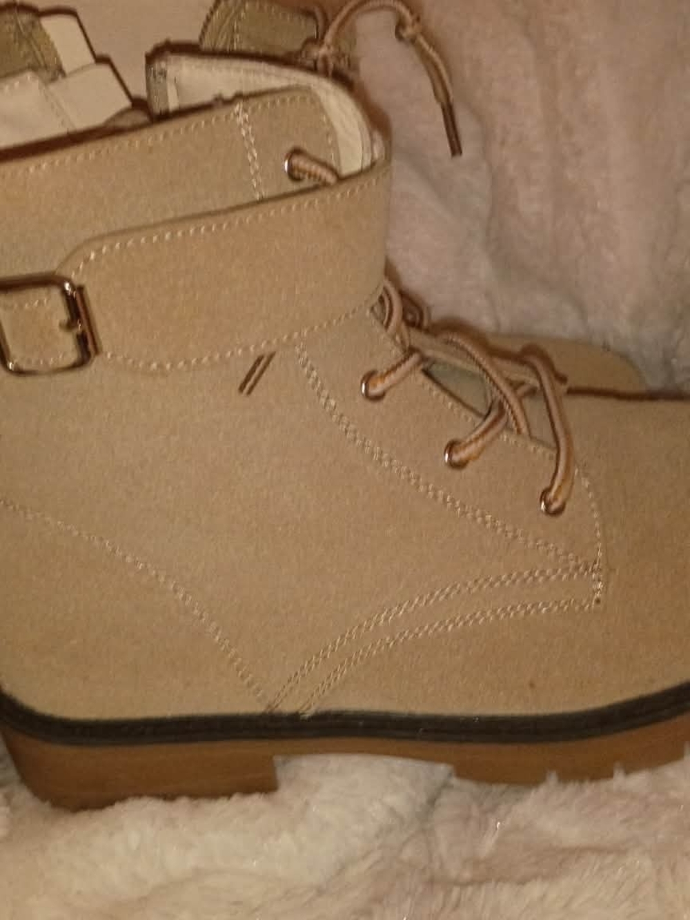Source Unknown Tan Lace-Up Ankle Boots with Buckle Strap